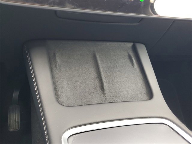 Used 2024 Tesla Model Y Long Range image 26