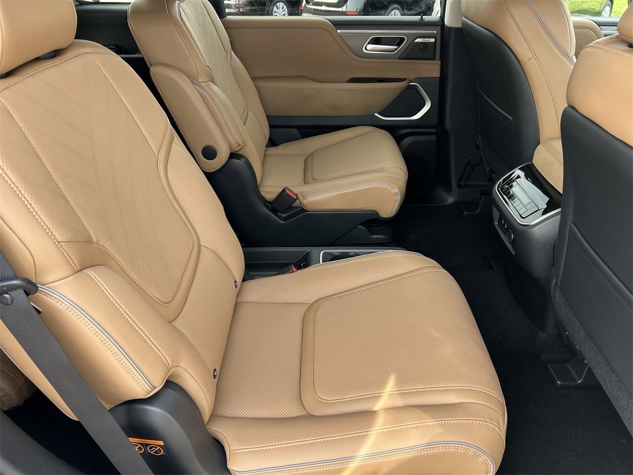 New 2026 INFINITI QX80 Luxe w/ Exterior Package RWD image 11