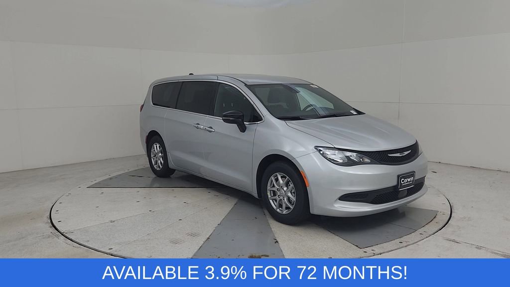 New 2026 Chrysler Voyager LX video 3