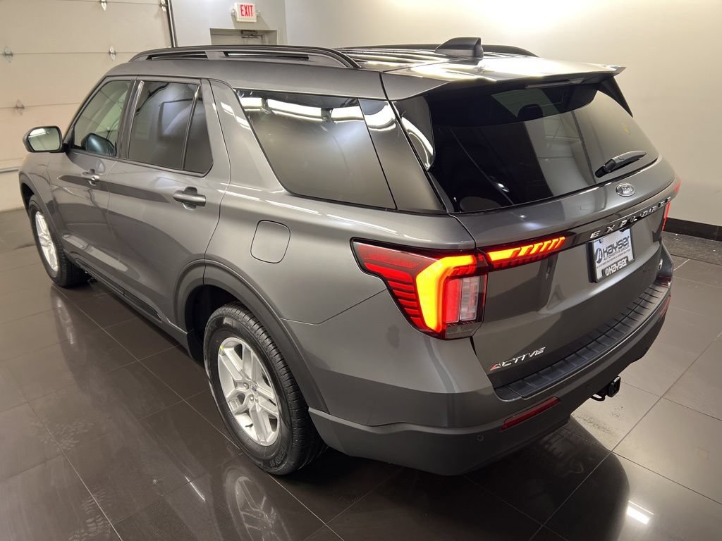 New 2026 Ford Explorer Active AWD/4WD image 4