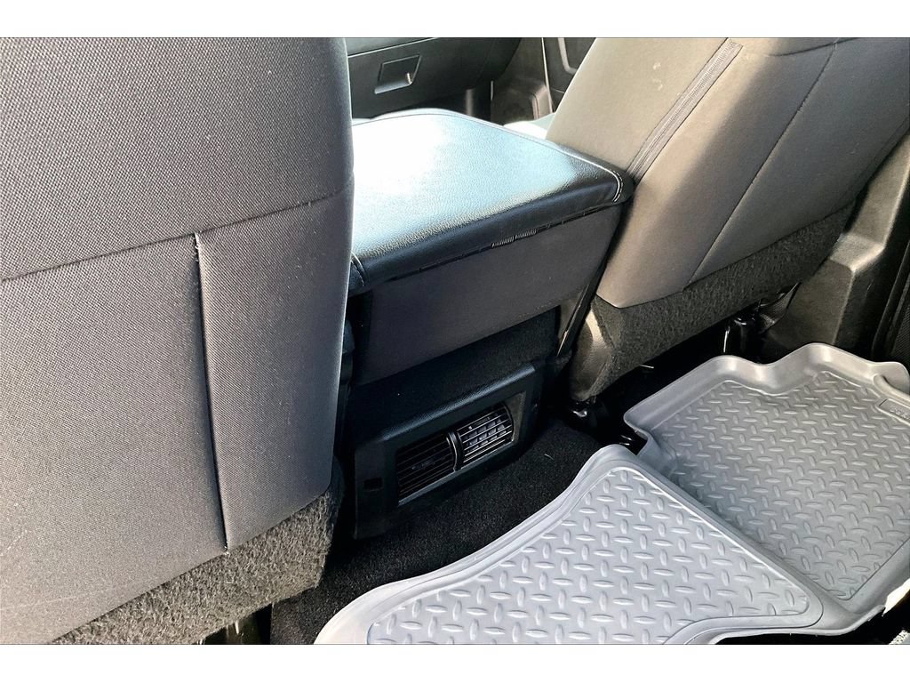 Used 2019 RAM 1500 Express w/ Hydro Blue Sport Package AWD/4WD image 33
