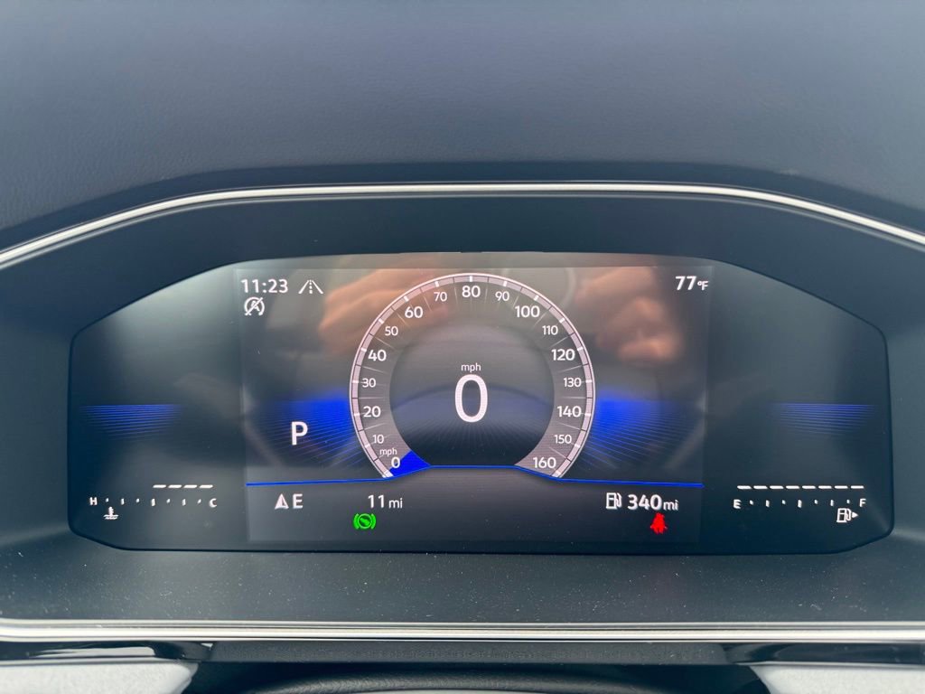 New 2025 Volkswagen Jetta SE image 11