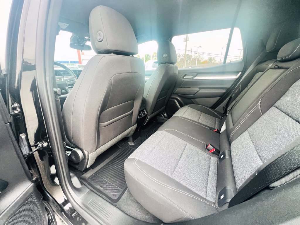 Used 2026 GMC Terrain Elevation w/ Black Edition FWD image 29