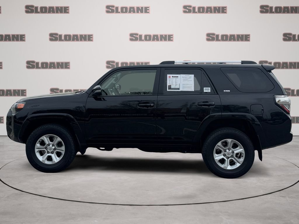 Used 2023 Toyota 4Runner SR5 Premium w/ Moonroof Package image 2