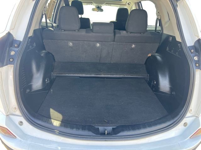 Used 2018 Toyota RAV4 XLE w/ Convenience Package AWD/4WD image 19