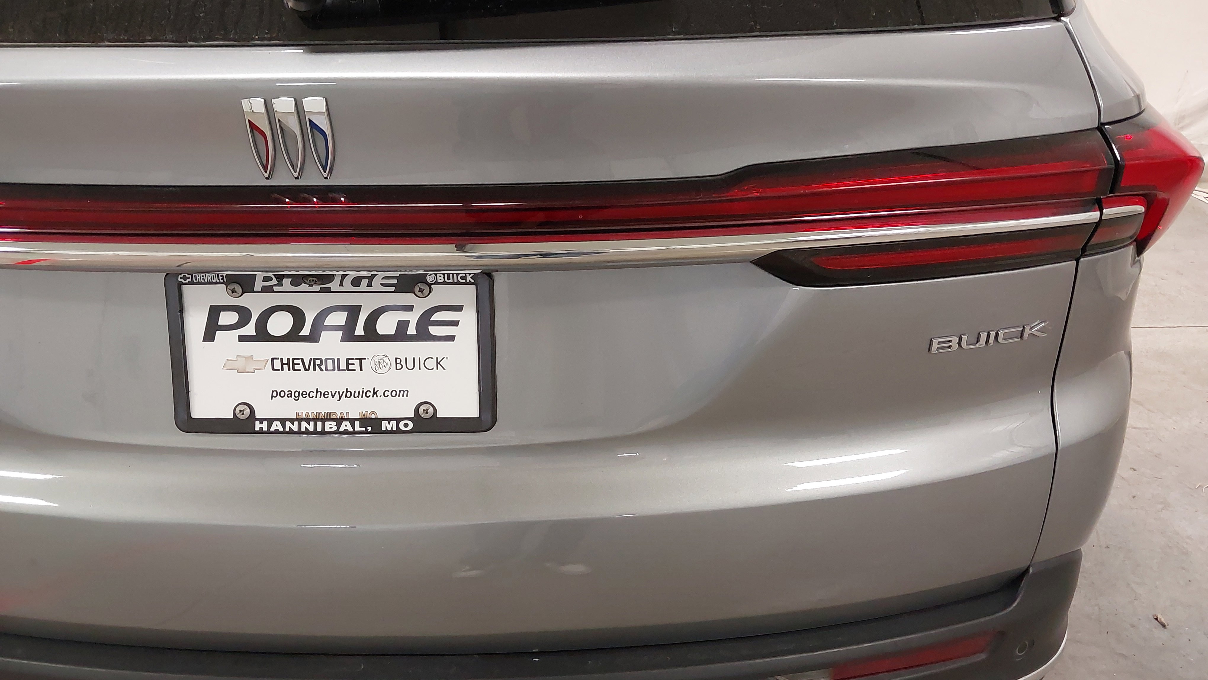 Used 2025 Buick Enclave Preferred image 33