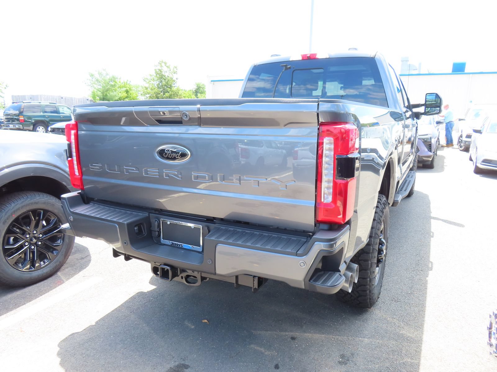 New 2026 Ford F250 Lariat w/ Tremor Off-Road Package AWD/4WD image 4