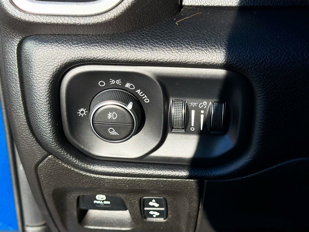 Used 2019 RAM 1500 Big Horn image 34