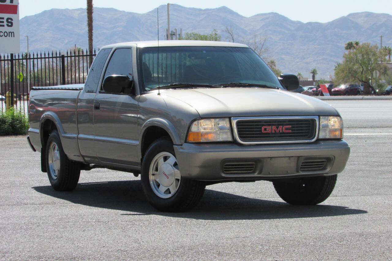 Used 2003 GMC Sonoma SLS image 1