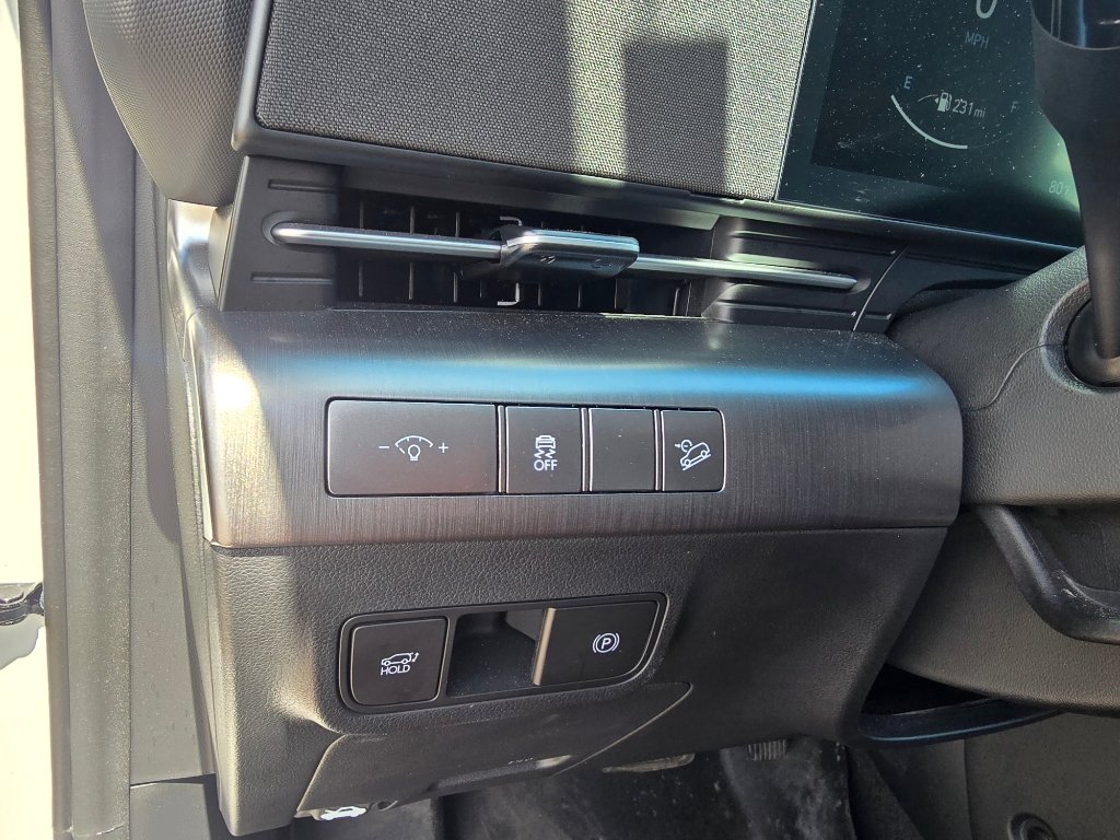 Used 2024 Hyundai Kona Limited image 18