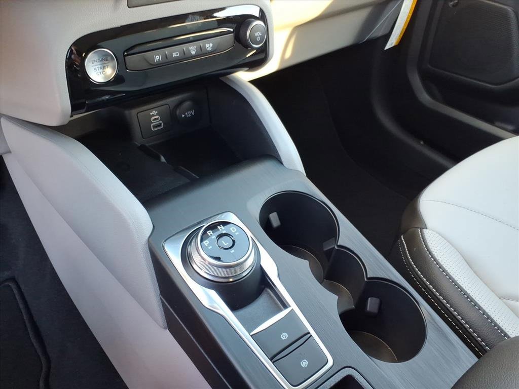 New 2026 Ford Escape SE image 14