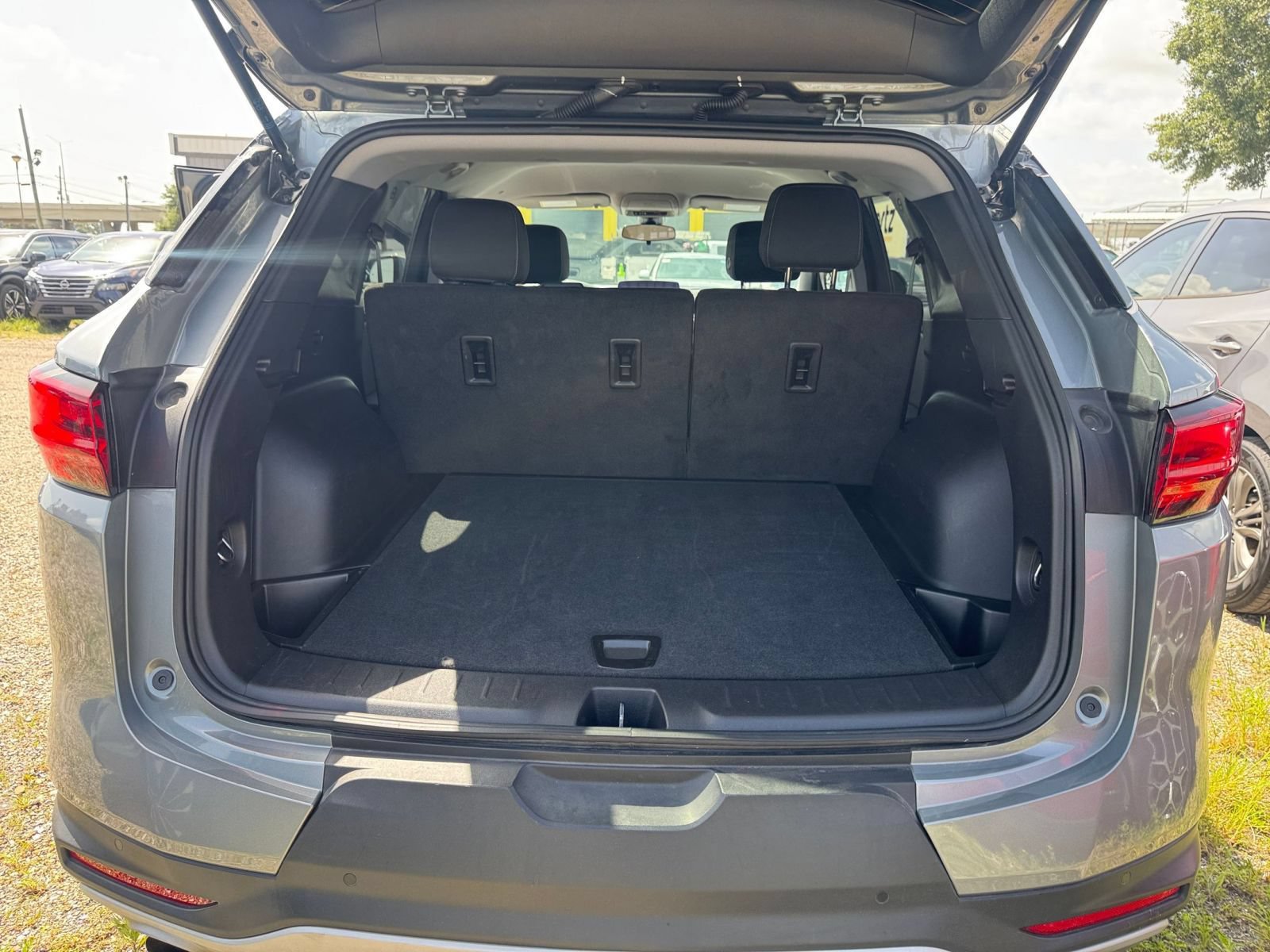 Used 2026 Chevrolet Blazer LT FWD image 29