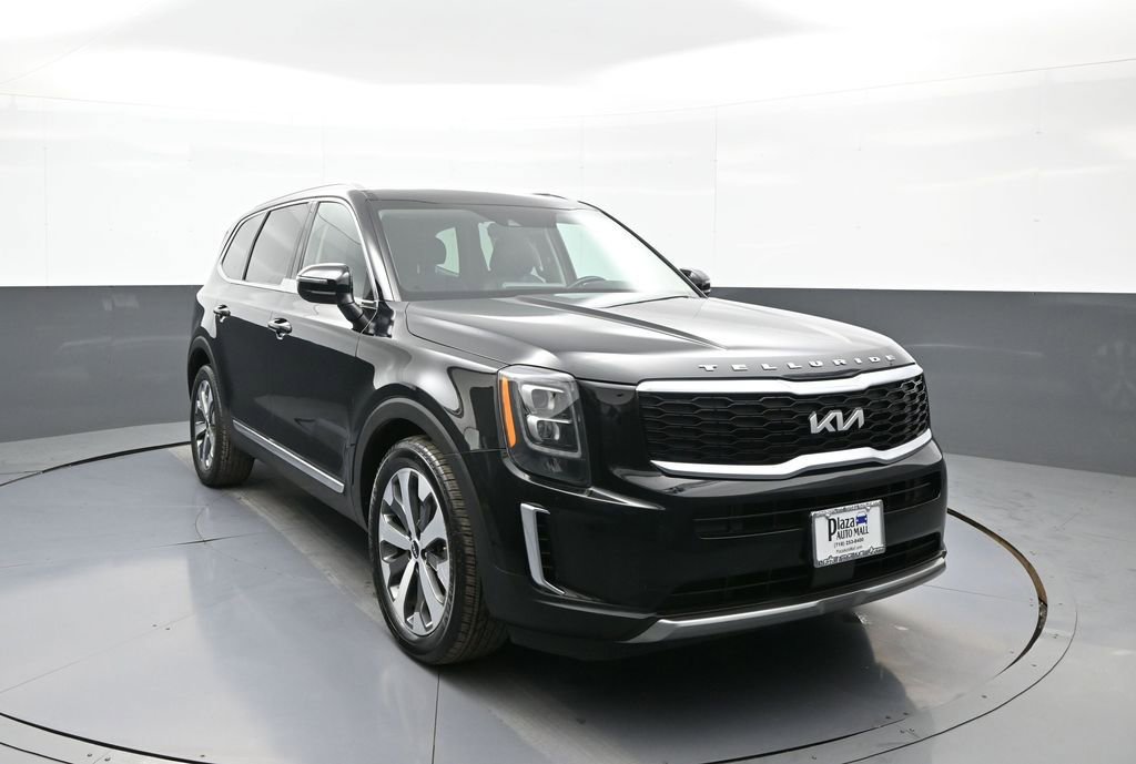 Certified 2022 Kia Telluride EX w/ EX Premium Package image 3