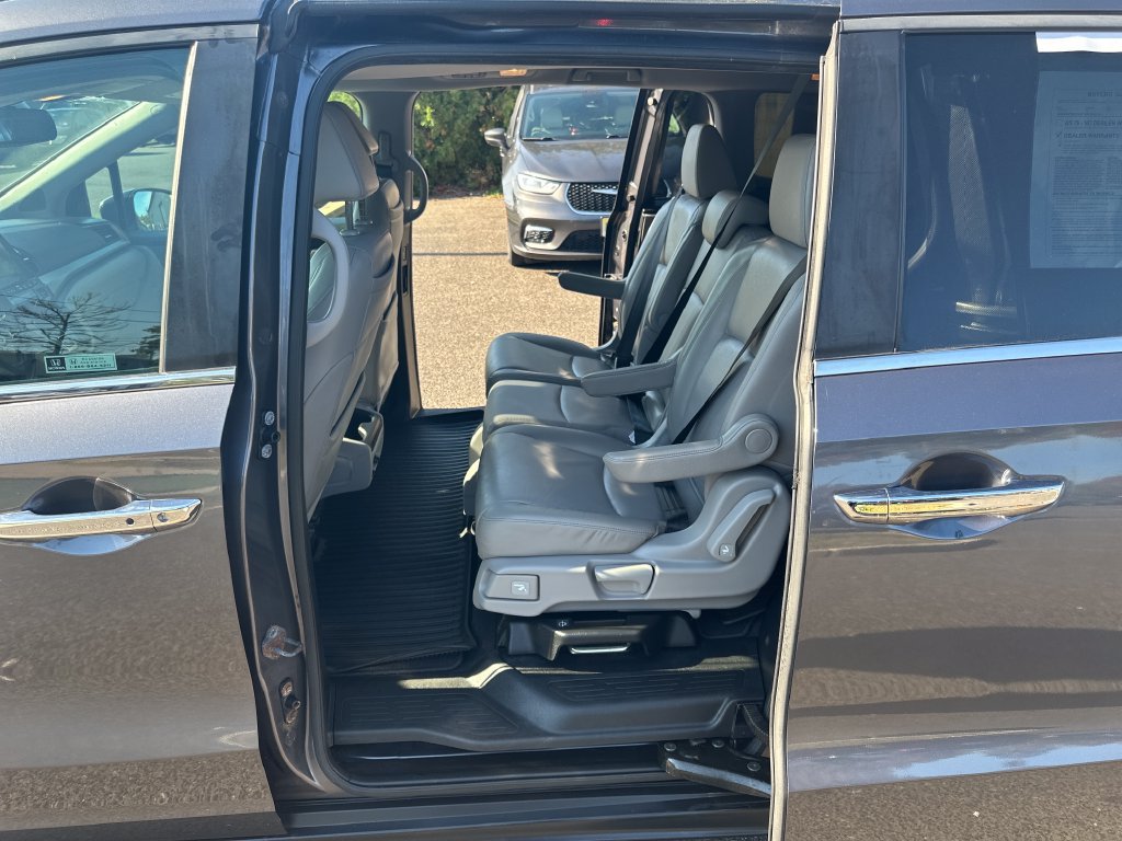 Used 2018 Honda Odyssey EX-L image 19