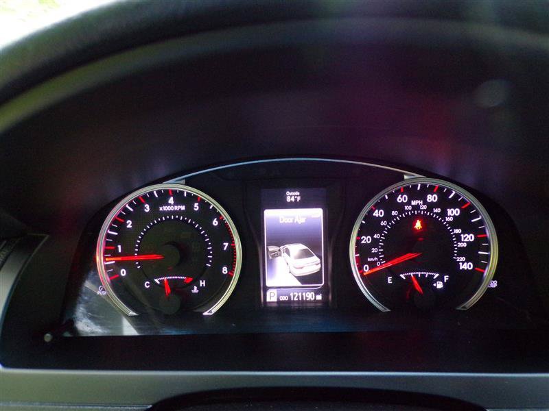 Used 2017 Toyota Camry SE FWD image 34