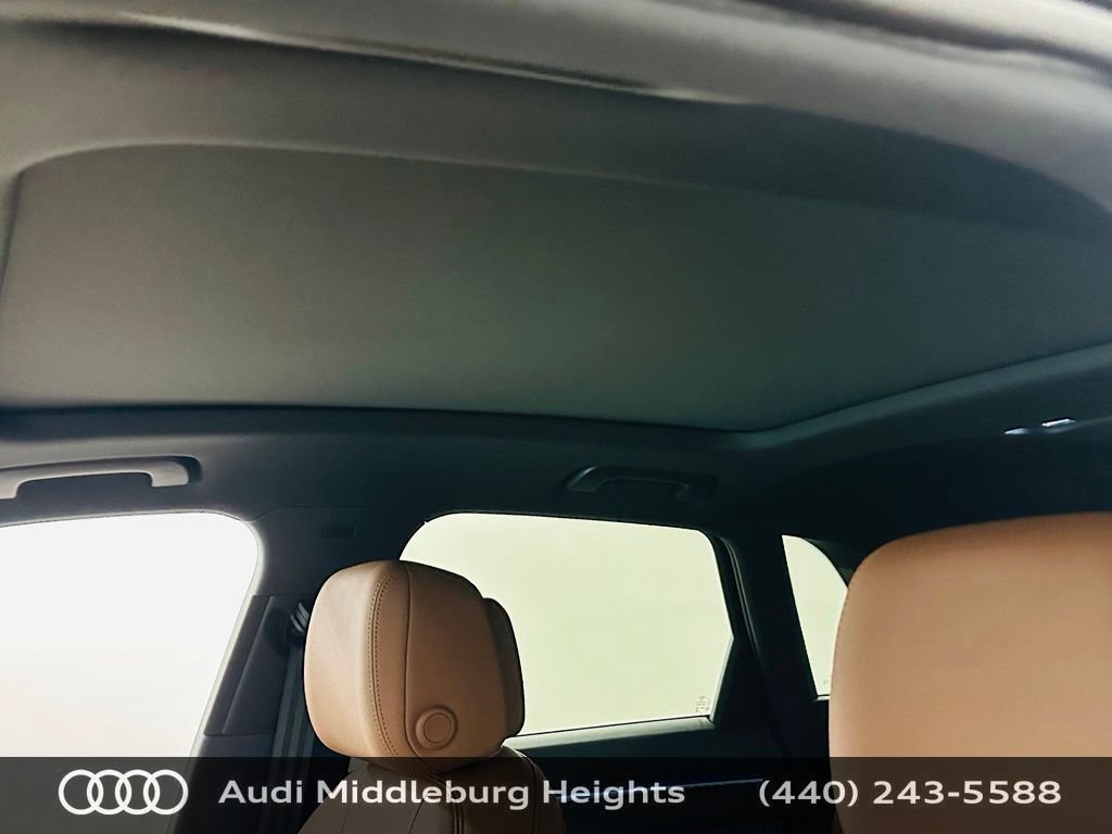 Certified 2025 Audi Q3 2.0T Premium Plus w/ Premium Plus Package AWD/4WD image 26