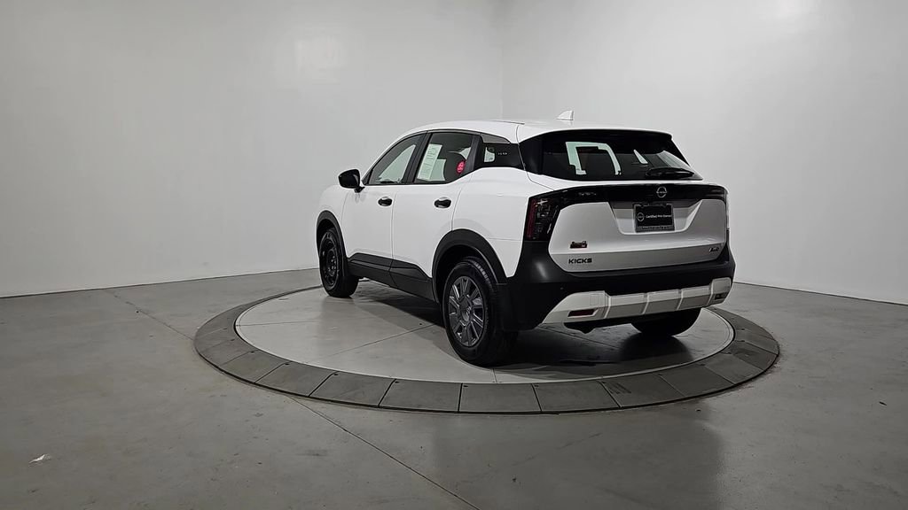 Used 2025 Nissan Kicks S image 3