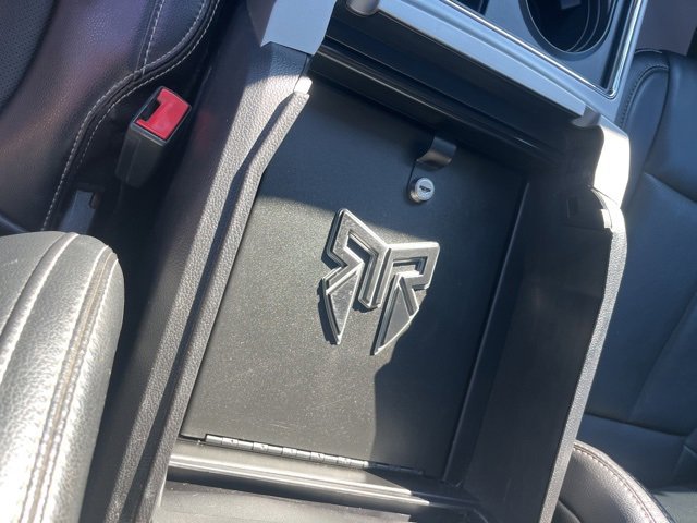 Used 2021 Ford F250 Lariat image 19