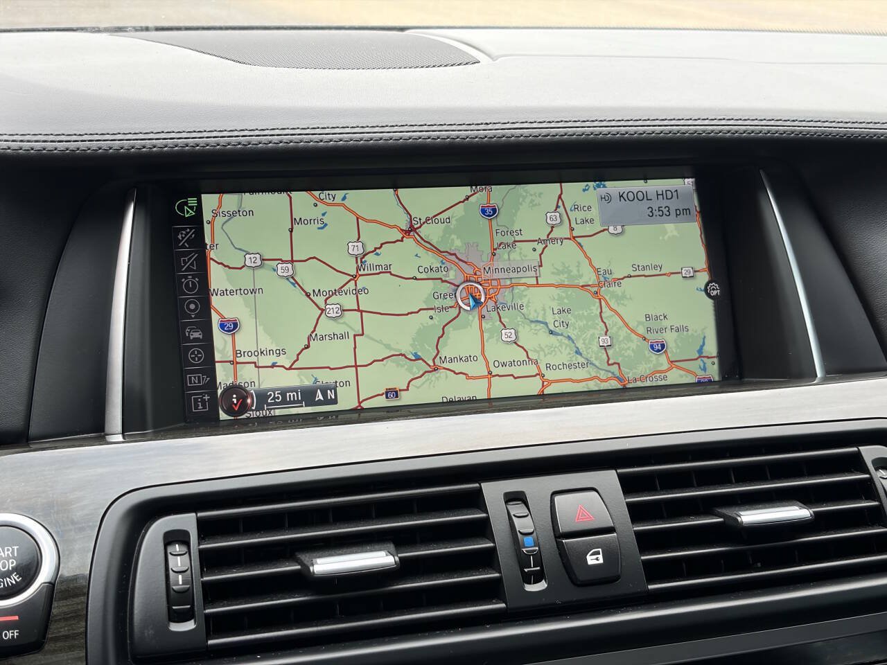 Used 2016 BMW 550i xDrive Sedan AWD/4WD image 36