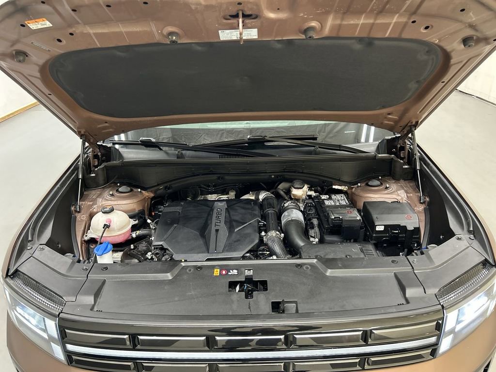 Used 2024 Hyundai Santa Fe Limited AWD/4WD image 26