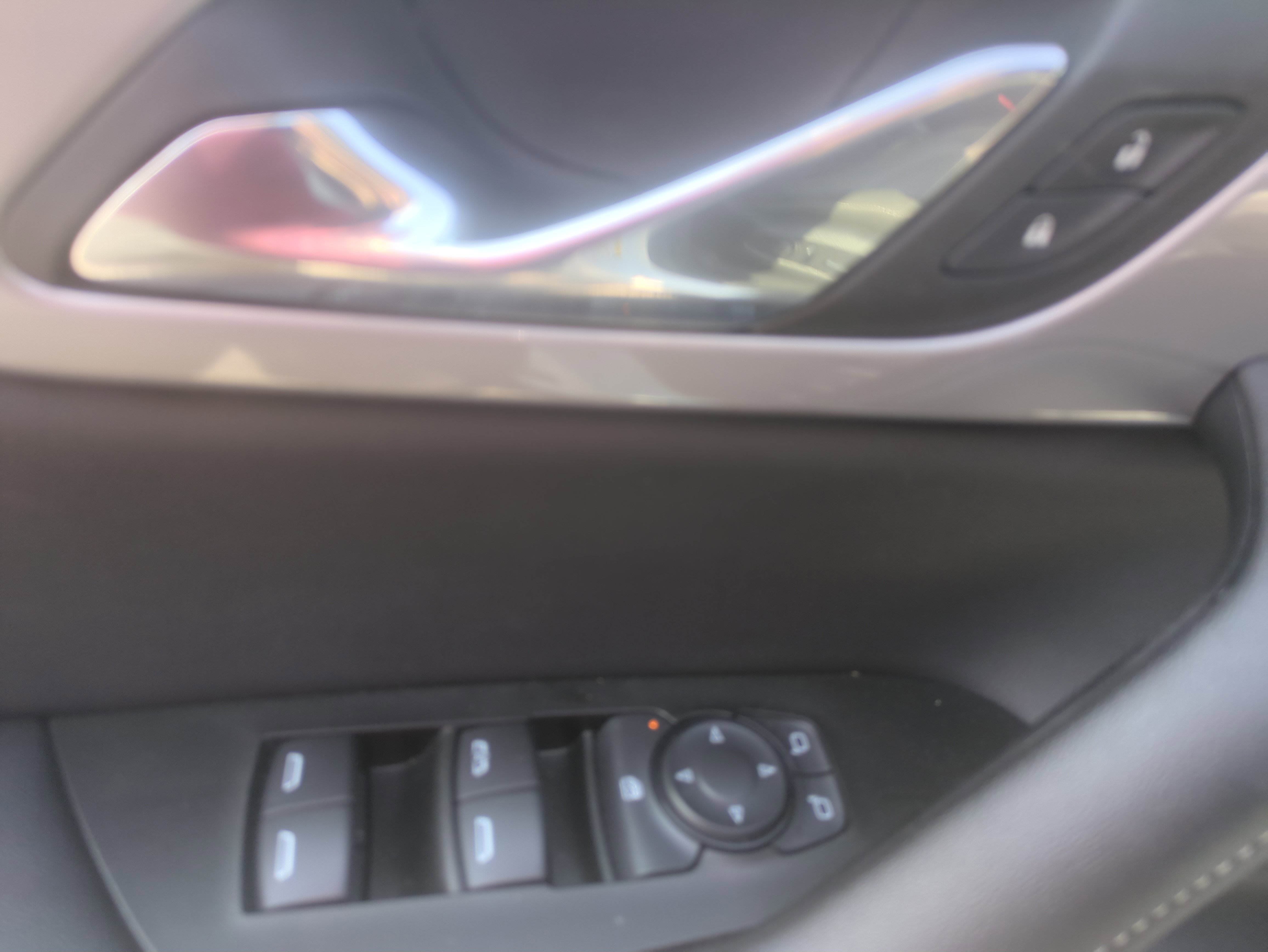 Used 2024 Chevrolet Blazer LT w/ Convenience Package image 8