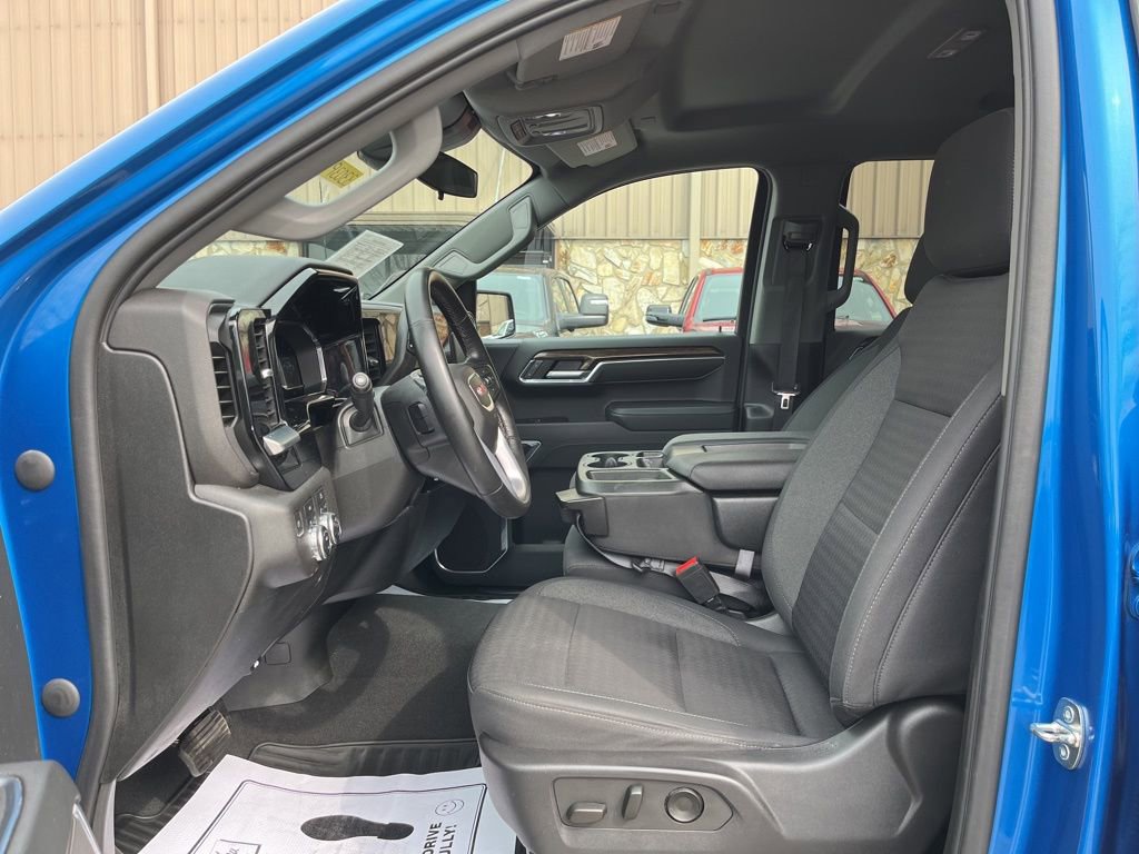 Used 2023 GMC Sierra 1500 Elevation AWD/4WD image 17