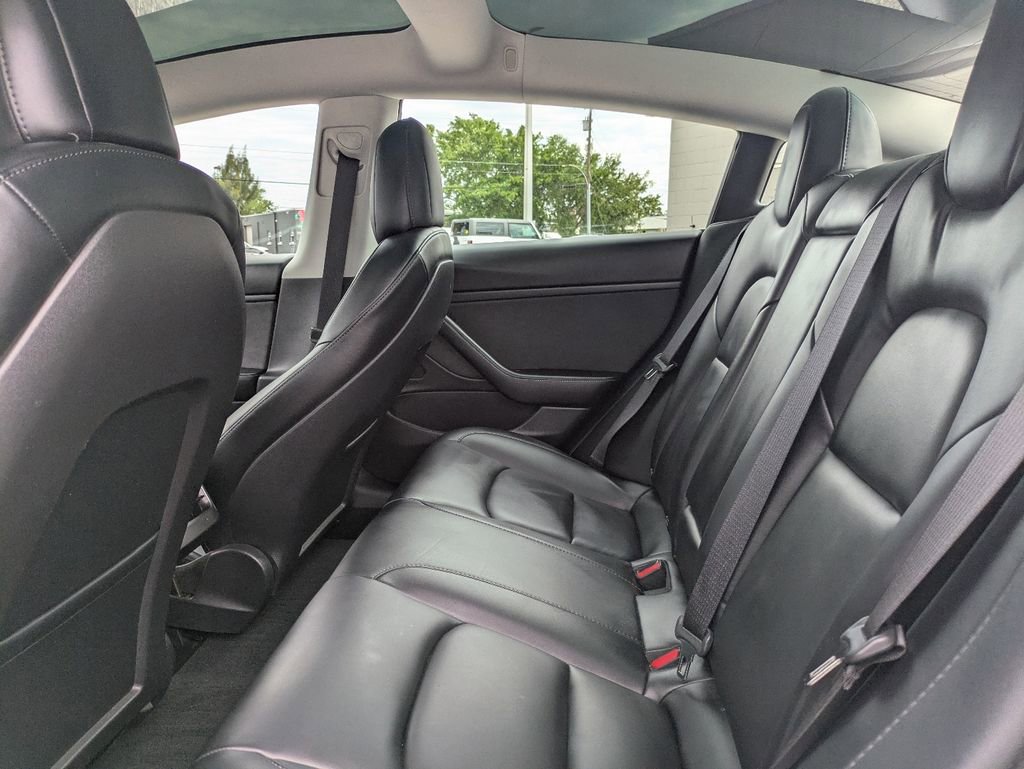 Used 2020 Tesla Model 3 Long Range AWD/4WD image 14