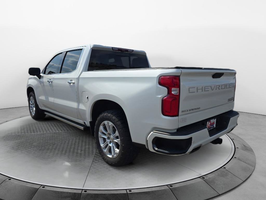 Used 2020 Chevrolet Silverado 1500 High Country w/ Technology Package AWD/4WD image 3