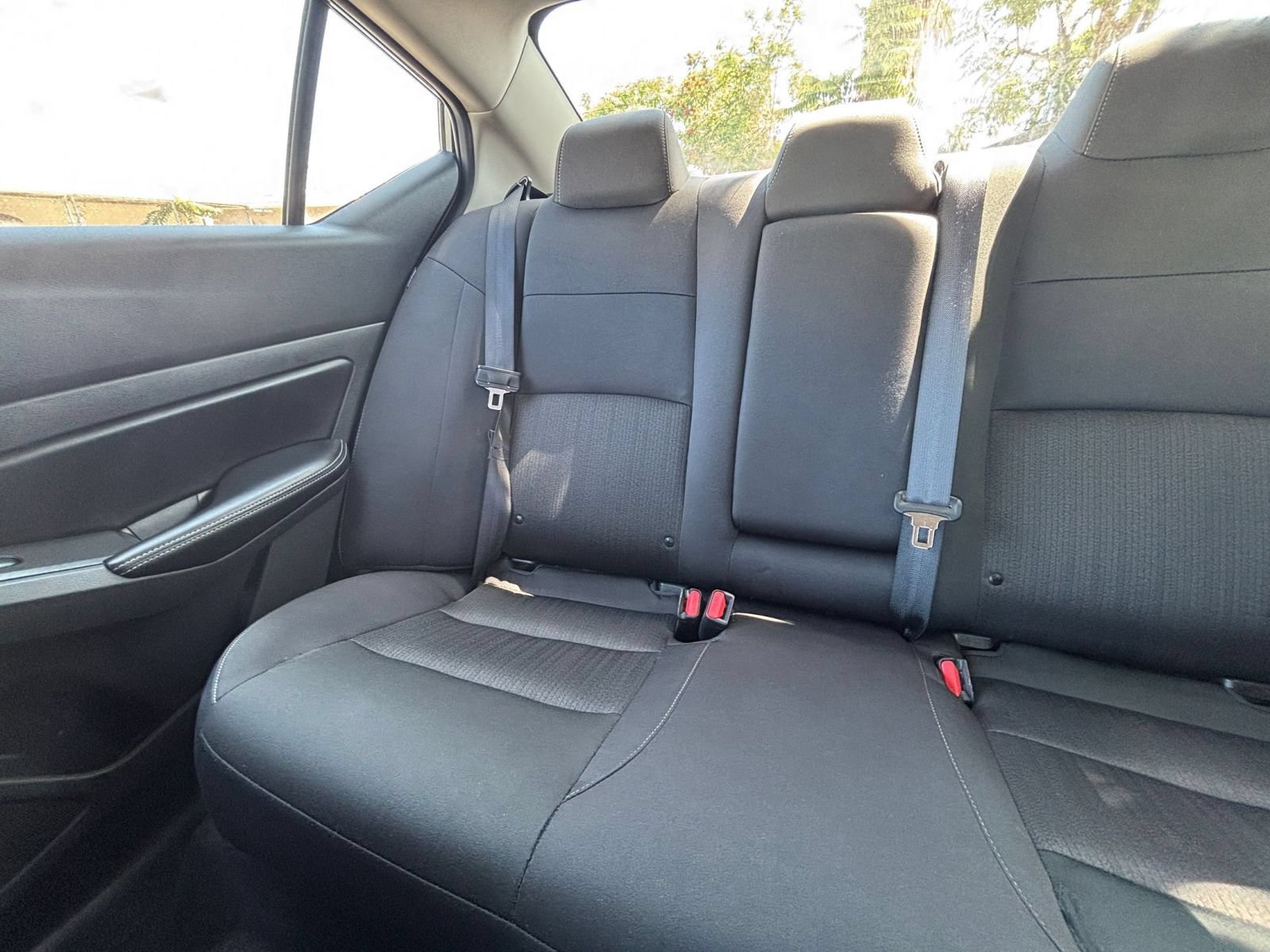 Used 2025 Nissan Altima 2.5 SV FWD image 39