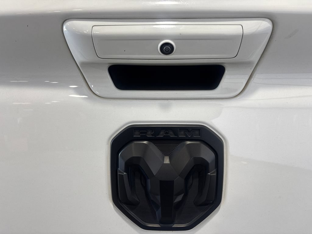 Used 2020 RAM 1500 Lone Star RWD image 12