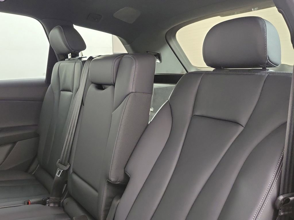 New 2026 Audi Q7 2.0T Premium image 12