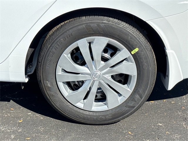 New 2025 Nissan Versa S w/ Trunk Package image 5