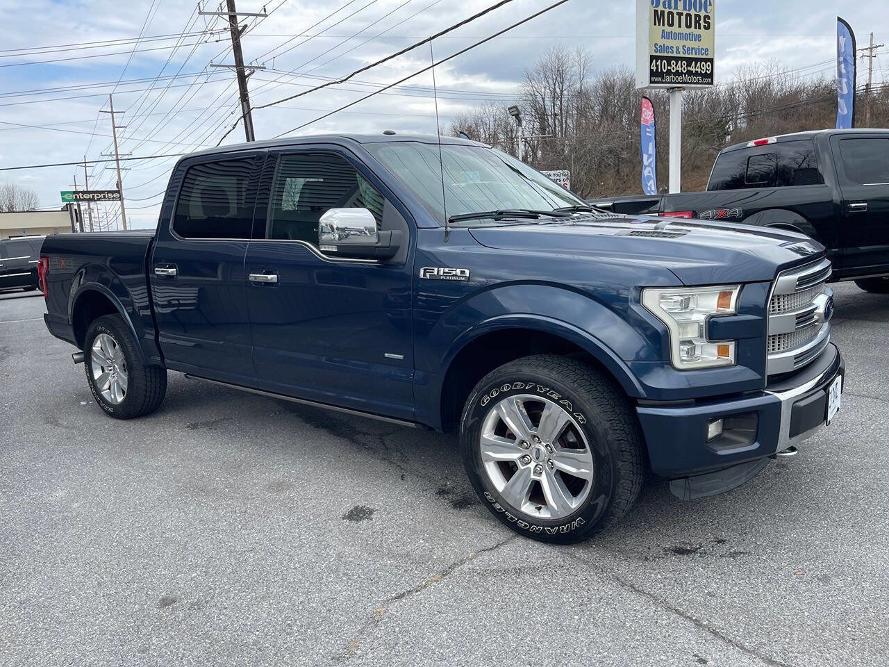 Used 2015 Ford F150 Platinum w/ Trailer Tow Package image 11