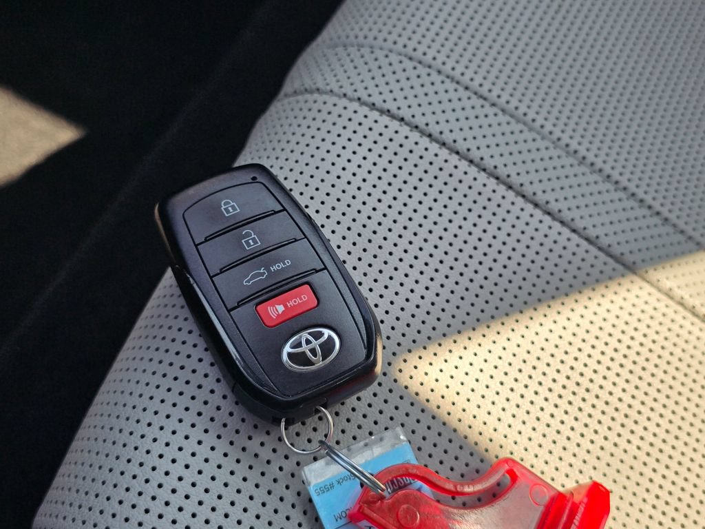 Certified 2025 Toyota Camry XLE AWD/4WD image 35