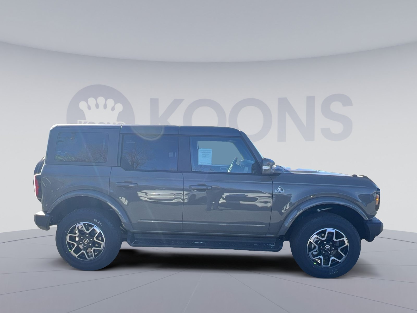 New 2025 Ford Bronco Outer Banks AWD/4WD image 8