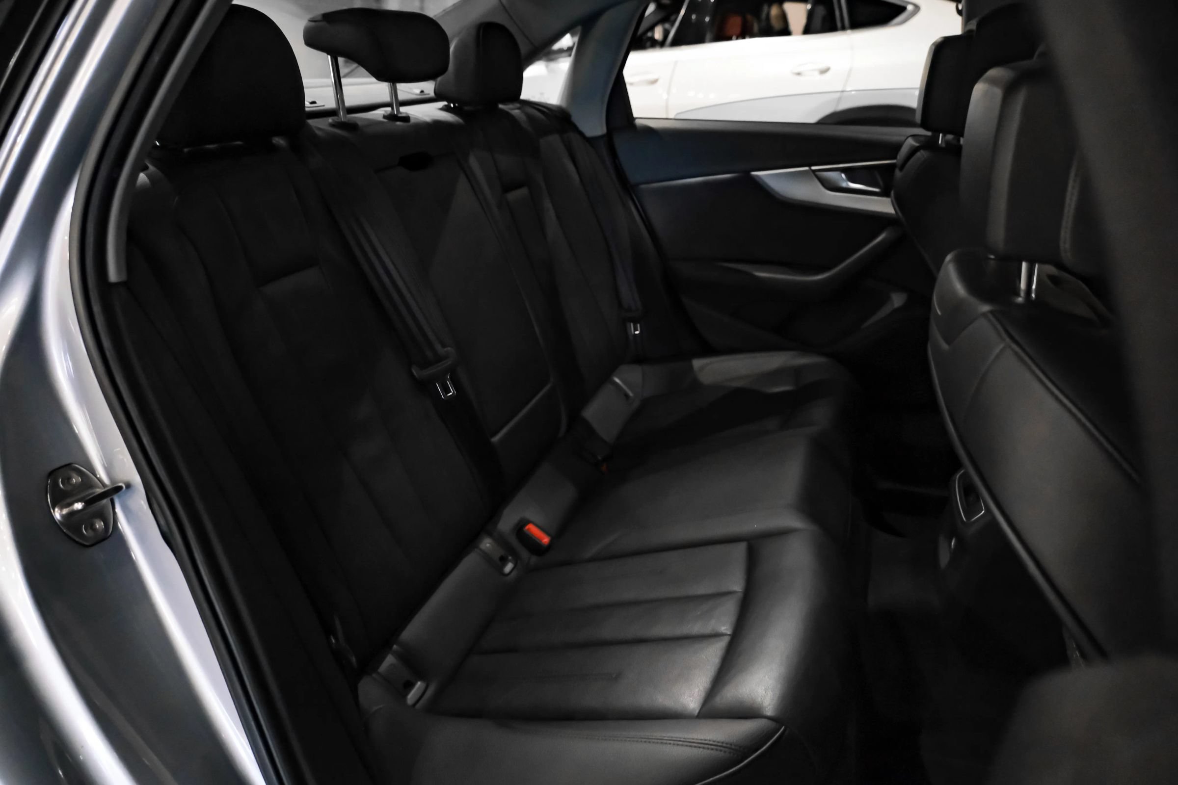 Used 2017 Audi A4 2.0T Premium AWD/4WD image 33