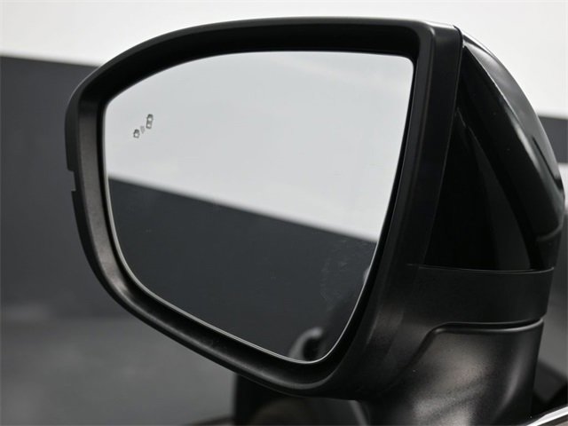 Used 2024 Nissan Pathfinder S image 9