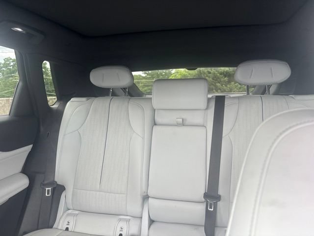 Used 2024 Cadillac Lyriq Sport w/ LPO, Floor Liner Package AWD/4WD image 4