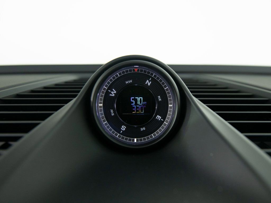 New 2026 Porsche Macan 4S Electric image 28