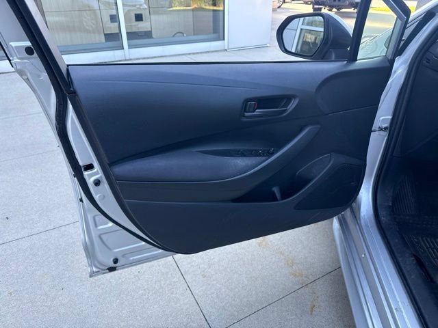 Used 2024 Toyota Corolla LE FWD image 13