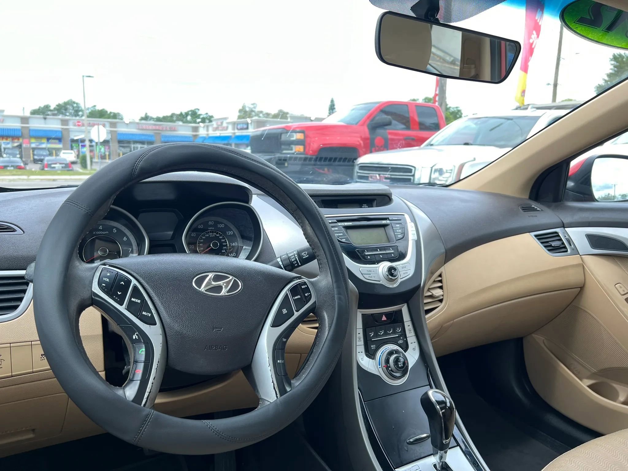 Used 2012 Hyundai Elantra Limited image 14