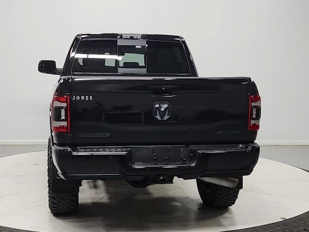 Used 2019 RAM 2500 Laramie w/ Black Appearance Package AWD/4WD image 6
