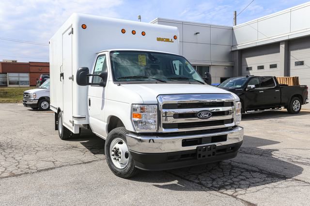 New 2027 Ford E-350 and Econoline 350 Super Duty w/ Power Equipment Group image 3