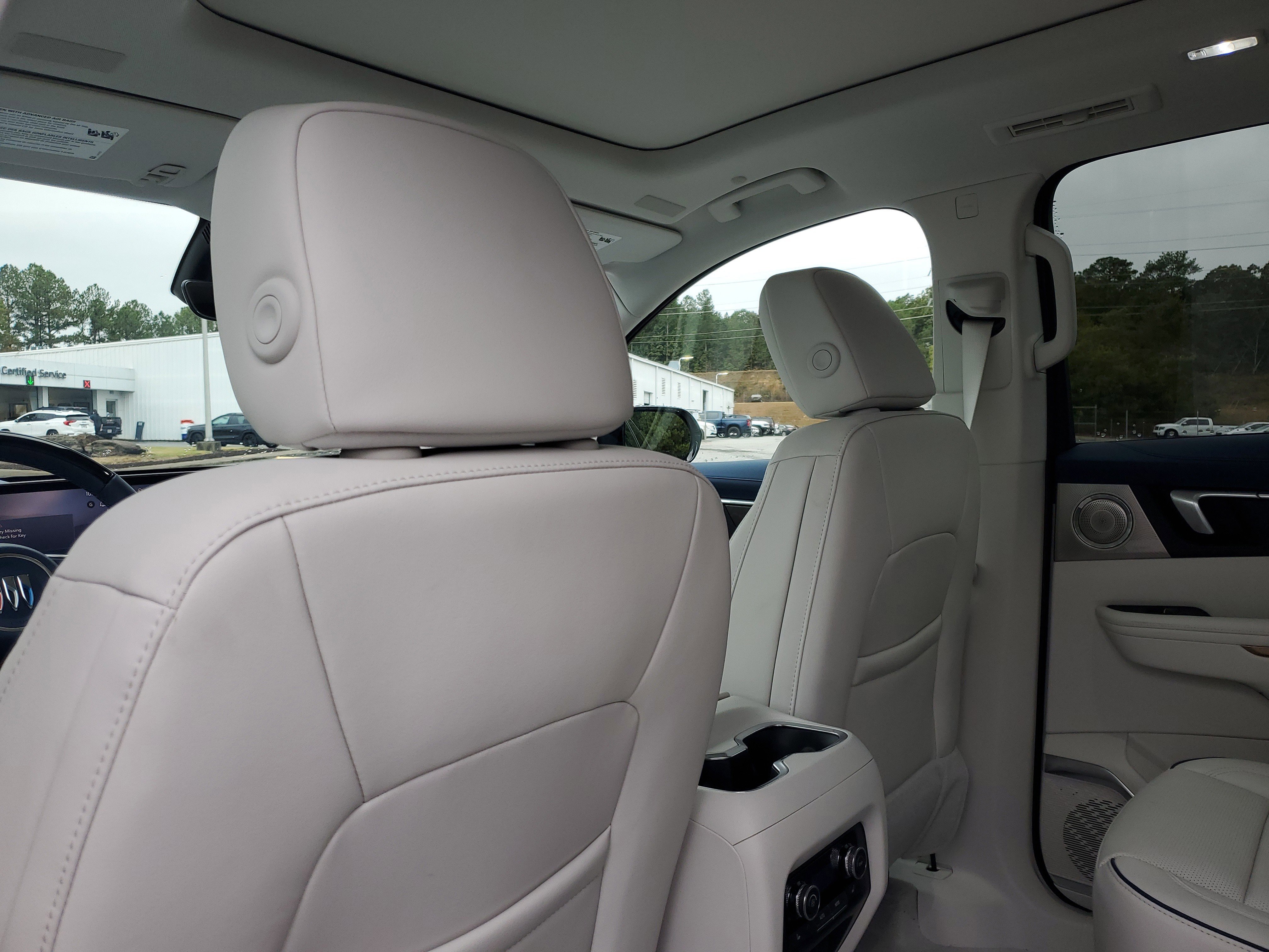 New 2026 Buick Enclave Avenir w/ Super Cruise Package image 7