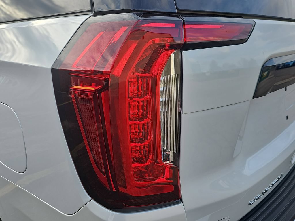 Certified 2023 GMC Yukon XL Denali Ultimate w/ LPO, Floor Liner Package AWD/4WD image 41
