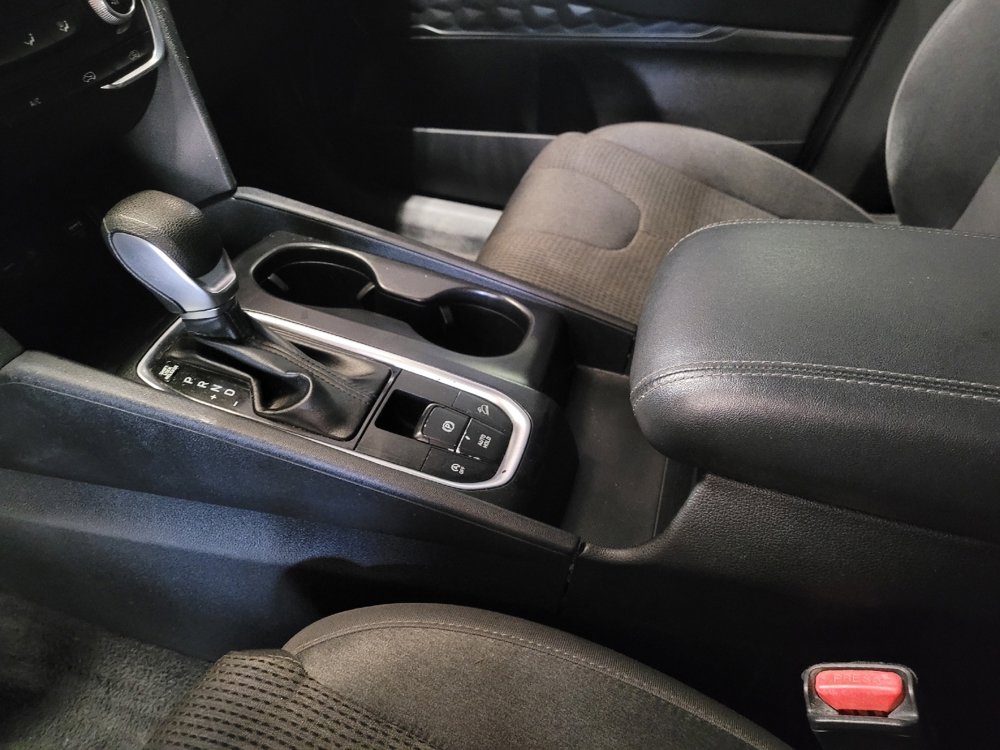 Used 2019 Hyundai Santa Fe SE w/ Cargo Package AWD/4WD image 26