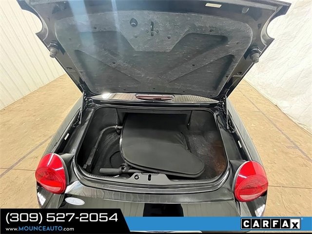 Used 2002 Ford Thunderbird image 12