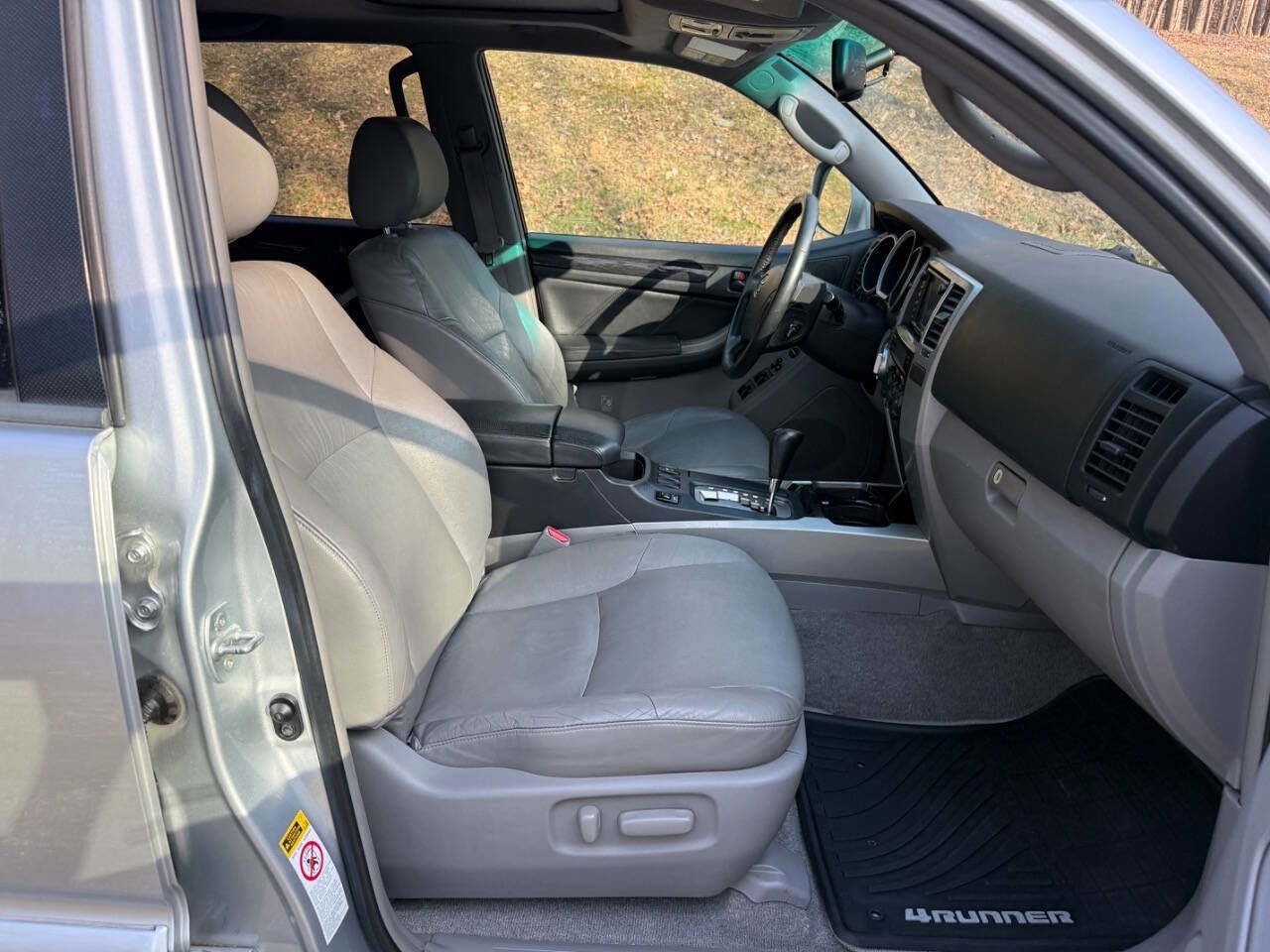 Used 2008 Toyota 4Runner Limited image 46