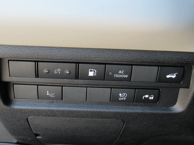 New 2025 Mitsubishi Outlander SEL image 23