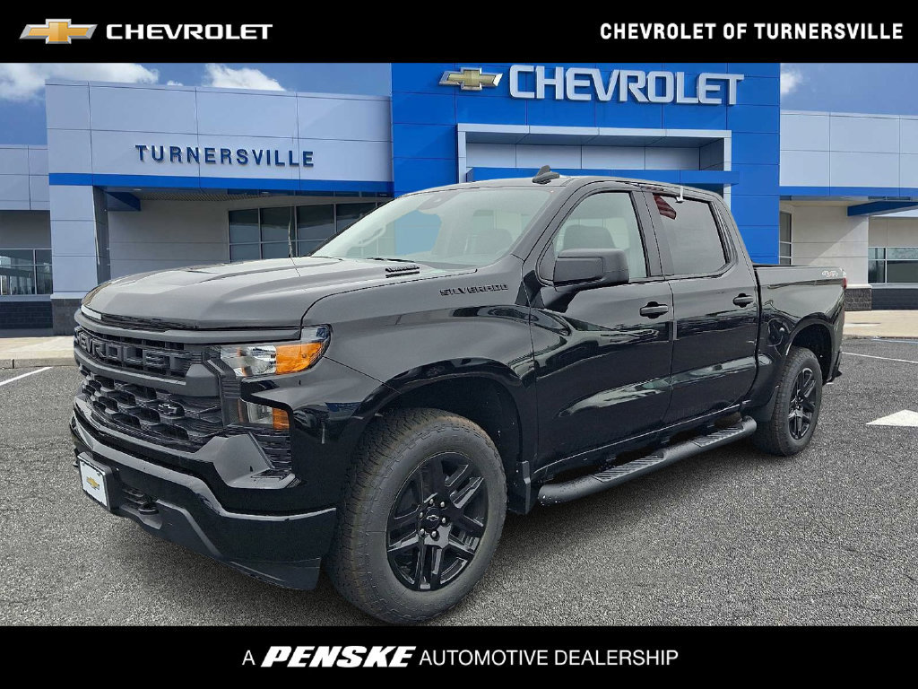 New 2026 Chevrolet Silverado 1500 Custom w/ Turbomax Blackout Package